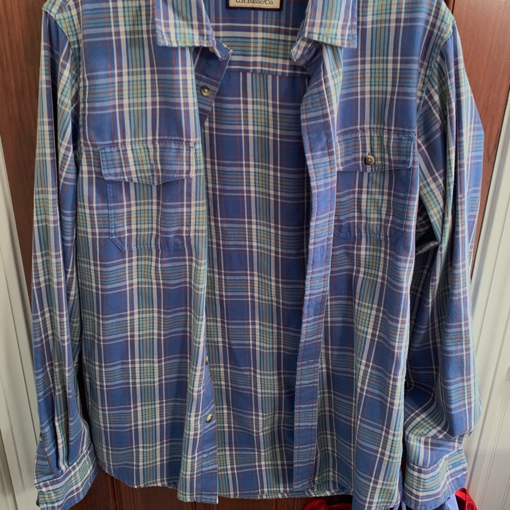 men’s flannel shirt